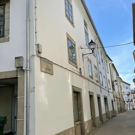 Vivienda Restaurada En El Casco Historico De * Mondoñedo